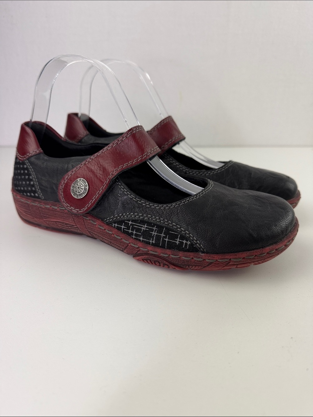 Remonte Black and Burgundy Mary Jane Leather Flats with Decorative Strap
